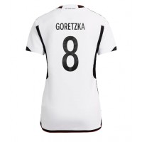 Deutschland Leon Goretzka #8 Fußballbekleidung Heimtrikot Damen WM 2022 Kurzarm